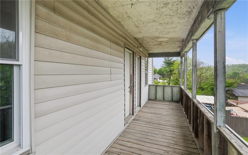 27 1st St, Slovan, 15078, ,Multi-unit,For Sale,1st St,1755582