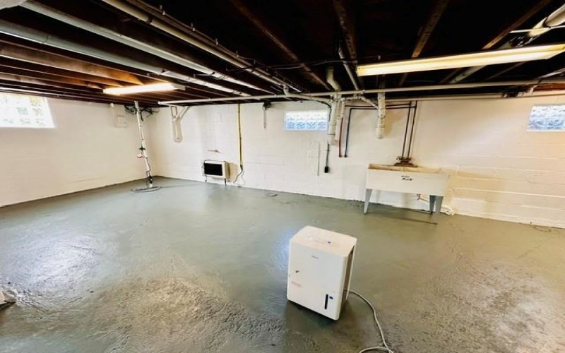 102 Frick Ave, Rices Landing, 15357, 4 Bedrooms Bedrooms, ,2.1 BathroomsBathrooms,Residential,For Sale,Frick Ave,1755654