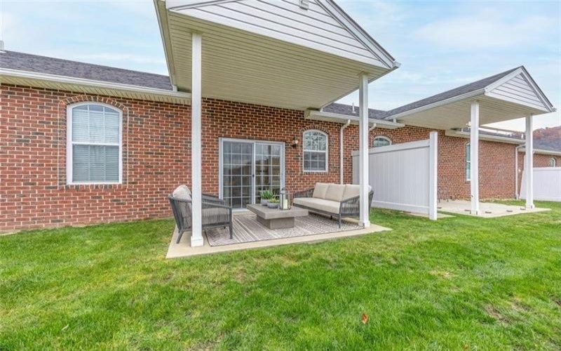 906 Valentina Ln, Lower Burrell, 15068, 2 Bedrooms Bedrooms, 6 Rooms Rooms,2 BathroomsBathrooms,Residential,For Sale,Valentina Ln,1755671