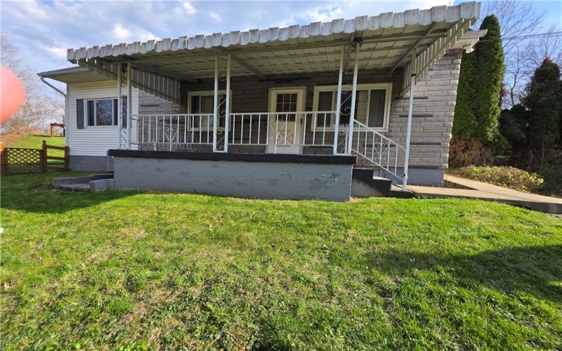 35 Beallsville Rd, Fredericktown, 15333, 2 Bedrooms Bedrooms, ,1.1 BathroomsBathrooms,Residential,For Sale,Beallsville Rd,1746766