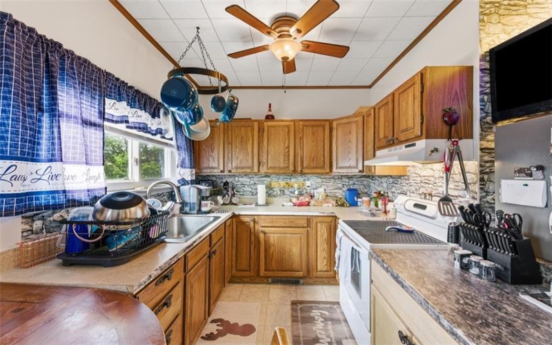 315 Burton Ave, Washington, 15301, 3 Bedrooms Bedrooms, ,2 BathroomsBathrooms,Residential,For Sale,Burton Ave,1755430