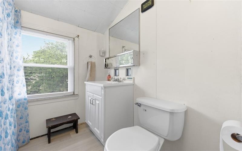 315 Burton Ave, Washington, 15301, 3 Bedrooms Bedrooms, ,2 BathroomsBathrooms,Residential,For Sale,Burton Ave,1755430