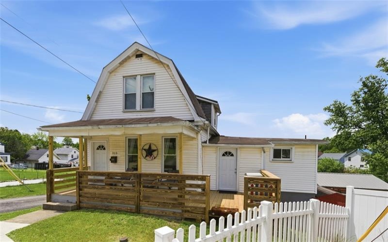 315 Burton Ave, Washington, 15301, 3 Bedrooms Bedrooms, ,2 BathroomsBathrooms,Residential,For Sale,Burton Ave,1755430