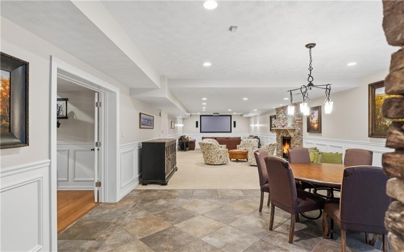 10 Carriage Trade Dr, Washington, 15301, 6 Bedrooms Bedrooms, 13 Rooms Rooms,4.1 BathroomsBathrooms,Residential,For Sale,Carriage Trade Dr,1755524