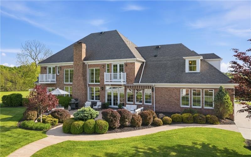 10 Carriage Trade Dr, Washington, 15301, 6 Bedrooms Bedrooms, 13 Rooms Rooms,4.1 BathroomsBathrooms,Residential,For Sale,Carriage Trade Dr,1755524