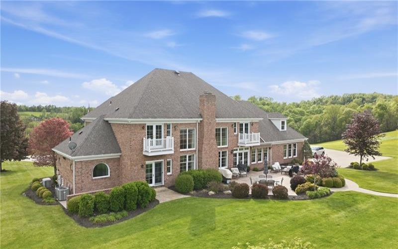 10 Carriage Trade Dr, Washington, 15301, 6 Bedrooms Bedrooms, 13 Rooms Rooms,4.1 BathroomsBathrooms,Residential,For Sale,Carriage Trade Dr,1755524