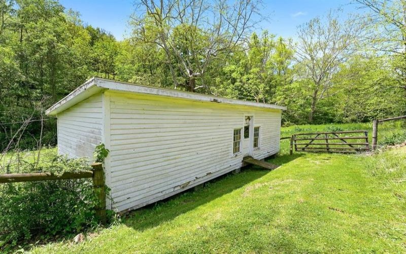 120 Center Highlands Road, Waynesburg, 15370, 4 Bedrooms Bedrooms, ,2 BathroomsBathrooms,Residential,For Sale,Center Highlands Road,1755550