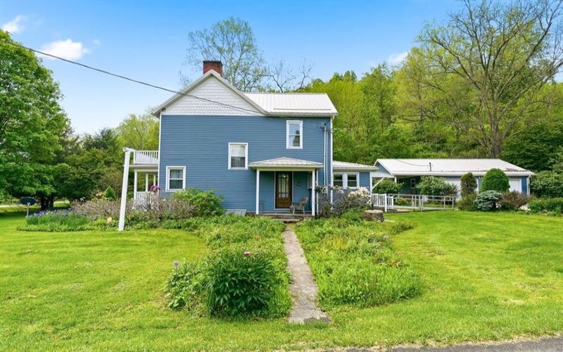 120 Center Highlands Road, Waynesburg, 15370, 4 Bedrooms Bedrooms, ,2 BathroomsBathrooms,Residential,For Sale,Center Highlands Road,1755550
