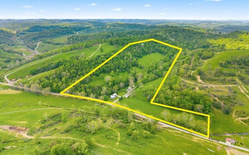 120 Center Highlands Road, Waynesburg, 15370, 4 Bedrooms Bedrooms, ,2 BathroomsBathrooms,Residential,For Sale,Center Highlands Road,1755550