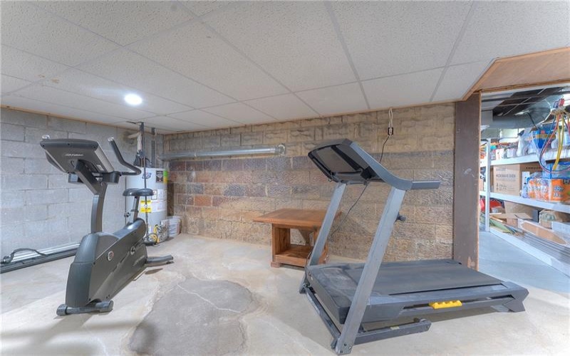 213 6th Street, 15697, 15697, 3 Bedrooms Bedrooms, 6 Rooms Rooms,3.1 BathroomsBathrooms,Residential,For Sale,6th Street,1755588