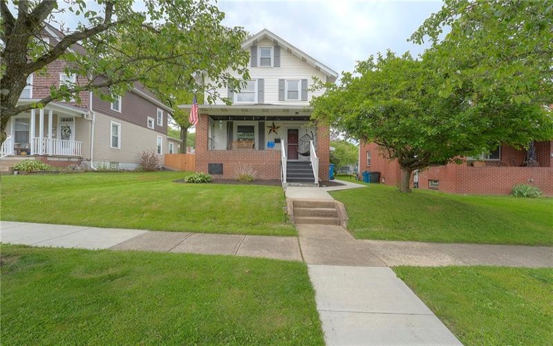 213 6th Street, 15697, 15697, 3 Bedrooms Bedrooms, 6 Rooms Rooms,3.1 BathroomsBathrooms,Residential,For Sale,6th Street,1755588