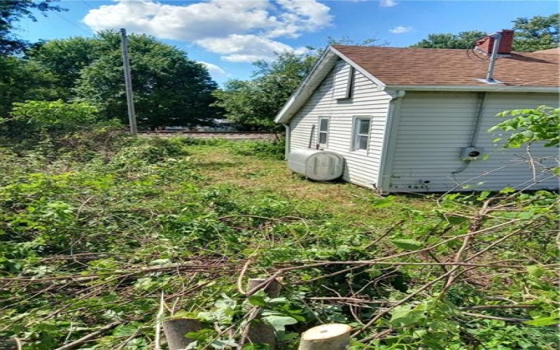 212 Dupont Ln, Uniontown, 15401, 3 Bedrooms Bedrooms, ,1.1 BathroomsBathrooms,Residential,For Sale,Dupont Ln,1755674