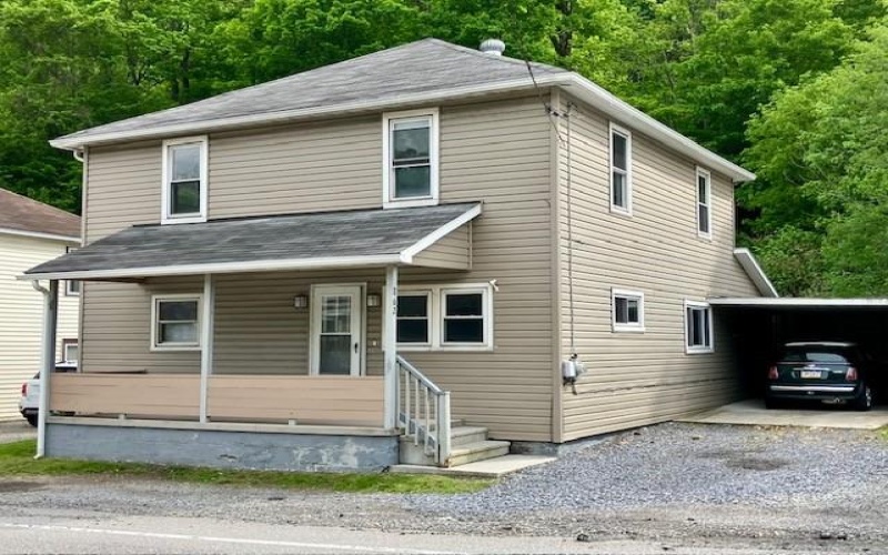 862 Main Street, Hollsopple, 15935, 4 Bedrooms Bedrooms, ,2 BathroomsBathrooms,Residential,For Sale,Main Street,1755712
