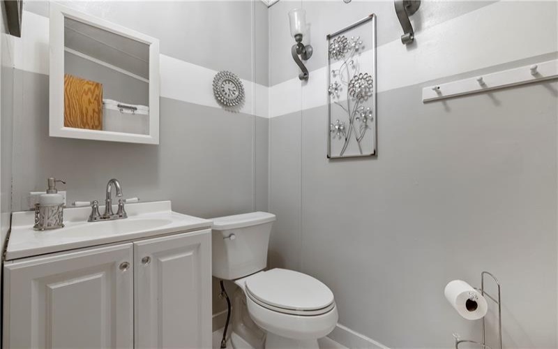 111 Pembrooke Dr, Delmont, 15626, 3 Bedrooms Bedrooms, 5 Rooms Rooms,2 BathroomsBathrooms,Residential,For Sale,Pembrooke Dr,1755749