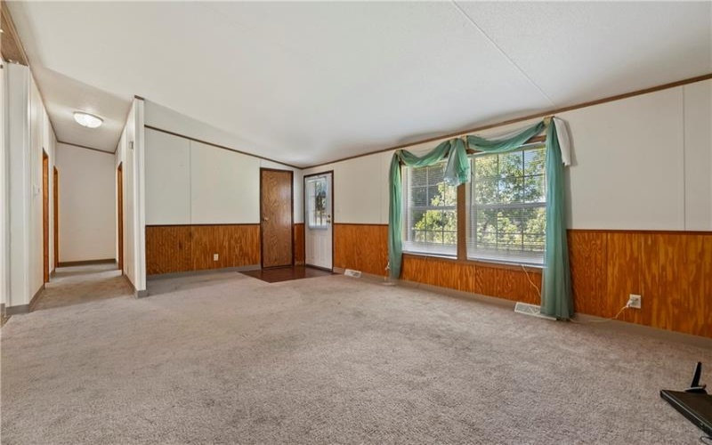 111 Pembrooke Dr, Delmont, 15626, 3 Bedrooms Bedrooms, 5 Rooms Rooms,2 BathroomsBathrooms,Residential,For Sale,Pembrooke Dr,1755749