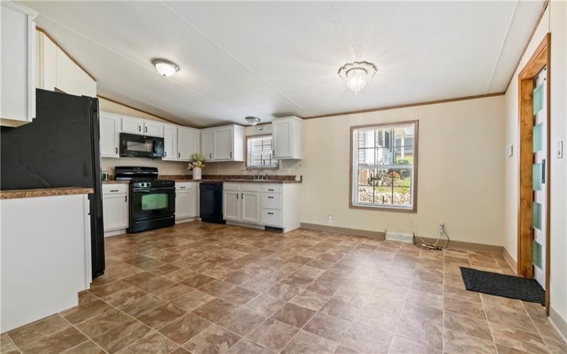 111 Pembrooke Dr, Delmont, 15626, 3 Bedrooms Bedrooms, 5 Rooms Rooms,2 BathroomsBathrooms,Residential,For Sale,Pembrooke Dr,1755749
