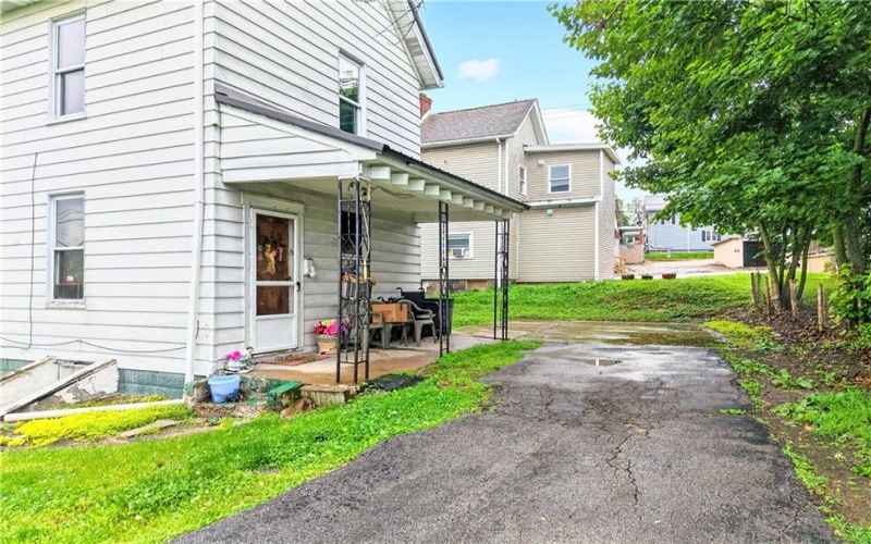 745 Wood Street, California, 15419, 3 Bedrooms Bedrooms, 6 Rooms Rooms,1 BathroomBathrooms,Residential,For Sale,Wood Street,1755834