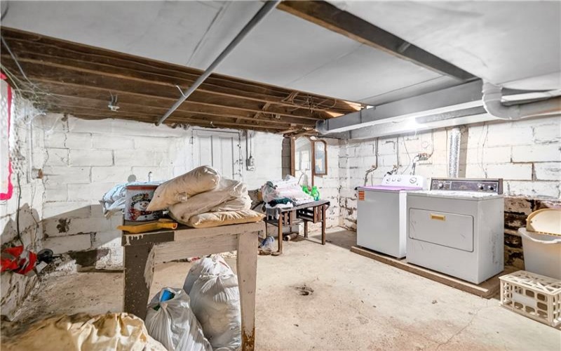 745 Wood Street, California, 15419, 3 Bedrooms Bedrooms, 6 Rooms Rooms,1 BathroomBathrooms,Residential,For Sale,Wood Street,1755834