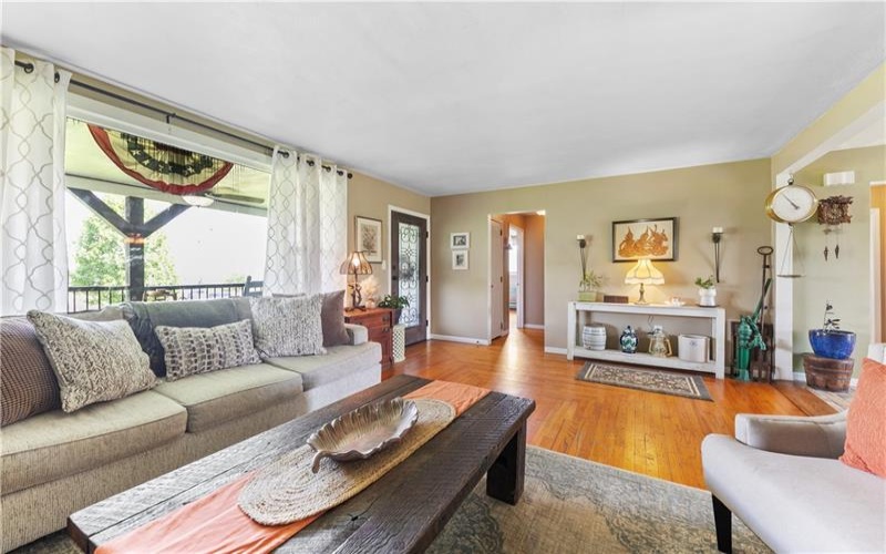 599 Brown Rd, Acme, 15610, 4 Bedrooms Bedrooms, 9 Rooms Rooms,3 BathroomsBathrooms,Residential,For Sale,Brown Rd,1755854