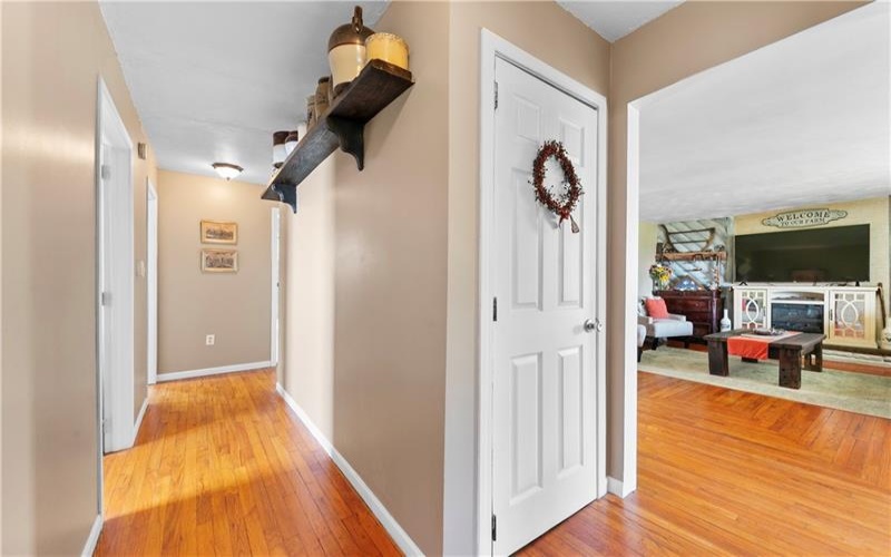 599 Brown Rd, Acme, 15610, 4 Bedrooms Bedrooms, 9 Rooms Rooms,3 BathroomsBathrooms,Residential,For Sale,Brown Rd,1755854