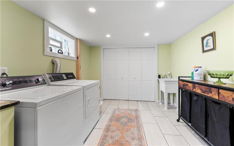 599 Brown Rd, Acme, 15610, 4 Bedrooms Bedrooms, 9 Rooms Rooms,3 BathroomsBathrooms,Residential,For Sale,Brown Rd,1755854