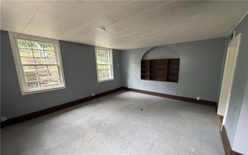 537 Thompson, Donora, 15033, 4 Bedrooms Bedrooms, 9 Rooms Rooms,1 BathroomBathrooms,Residential,For Sale,Thompson,1756875