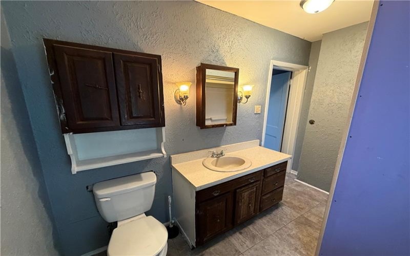 537 Thompson, Donora, 15033, 4 Bedrooms Bedrooms, 9 Rooms Rooms,1 BathroomBathrooms,Residential,For Sale,Thompson,1756875