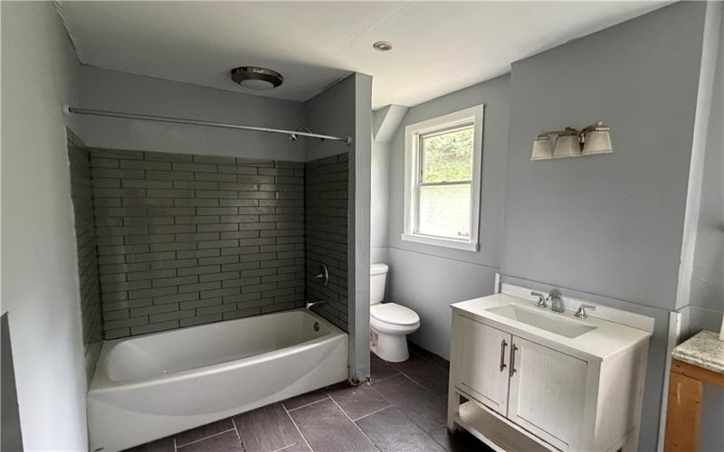 549 Thompson, Donora, 15033, 3 Bedrooms Bedrooms, 7 Rooms Rooms,1 BathroomBathrooms,Residential,For Sale,Thompson,1756894