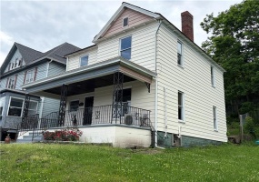 549 Thompson, Donora, 15033, 3 Bedrooms Bedrooms, 7 Rooms Rooms,1 BathroomBathrooms,Residential,For Sale,Thompson,1756894