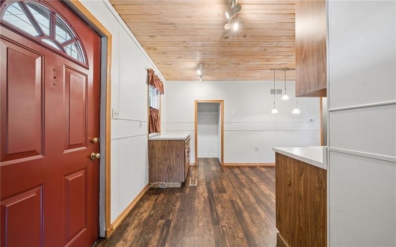 165 Valley Street, Derry, 15627, 1 Bedroom Bedrooms, 4 Rooms Rooms,1 BathroomBathrooms,Residential,For Sale,Valley Street,1756929