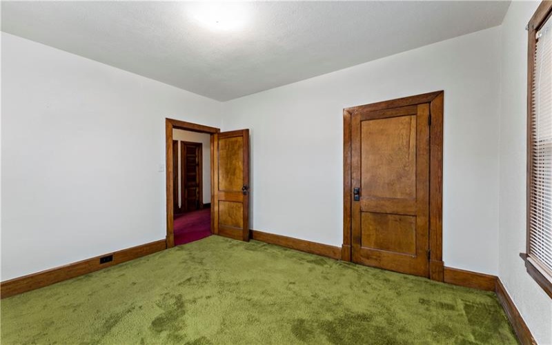 12 Short St, Avella, 15312, 5 Bedrooms Bedrooms, 9 Rooms Rooms,2 BathroomsBathrooms,Residential,For Sale,Short St,1755544