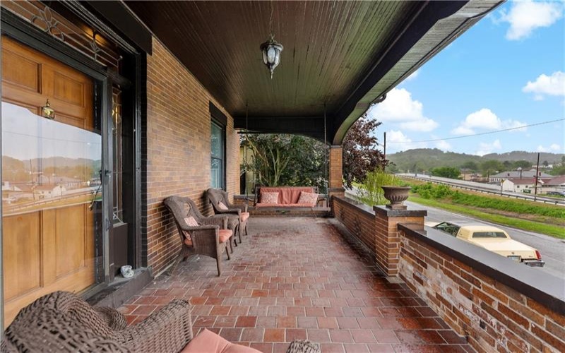 12 Short St, Avella, 15312, 5 Bedrooms Bedrooms, 9 Rooms Rooms,2 BathroomsBathrooms,Residential,For Sale,Short St,1755544