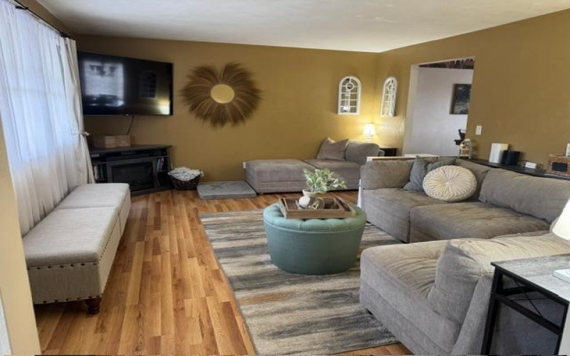 204 David Drive, Uniontown, 15401, 3 Bedrooms Bedrooms, 7 Rooms Rooms,2 BathroomsBathrooms,Residential,For Sale,David Drive,1756878