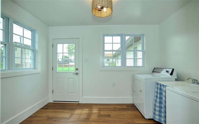 113 Third Street, Houston, 15342, 3 Bedrooms Bedrooms, 9 Rooms Rooms,2 BathroomsBathrooms,Residential,For Sale,Third Street,1757082