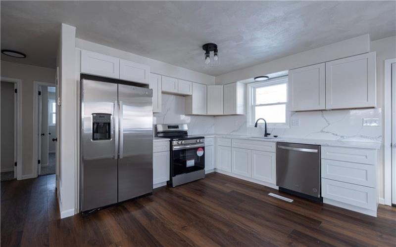 9 3rd St, Ligonier, 15658, 3 Bedrooms Bedrooms, ,2 BathroomsBathrooms,Residential,For Sale,3rd St,1738780