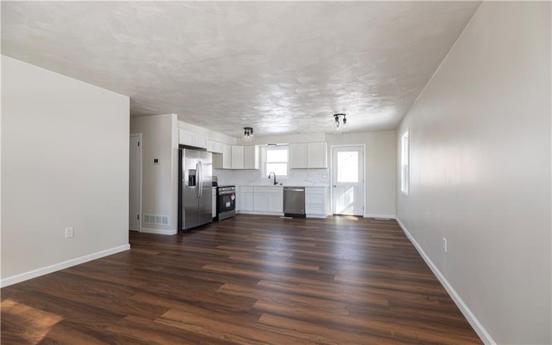 9 3rd St, Ligonier, 15658, 3 Bedrooms Bedrooms, ,2 BathroomsBathrooms,Residential,For Sale,3rd St,1738780