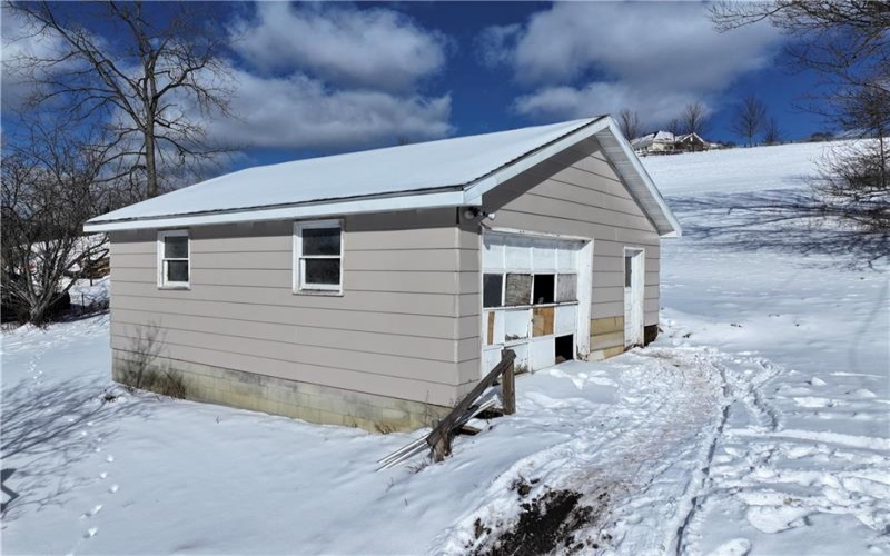 9 3rd St, Ligonier, 15658, 3 Bedrooms Bedrooms, ,2 BathroomsBathrooms,Residential,For Sale,3rd St,1738780