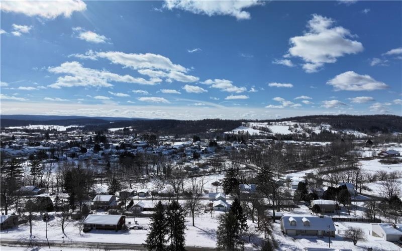 9 3rd St, Ligonier, 15658, 3 Bedrooms Bedrooms, ,2 BathroomsBathrooms,Residential,For Sale,3rd St,1738780