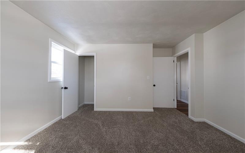 9 3rd St, Ligonier, 15658, 3 Bedrooms Bedrooms, ,2 BathroomsBathrooms,Residential,For Sale,3rd St,1738780