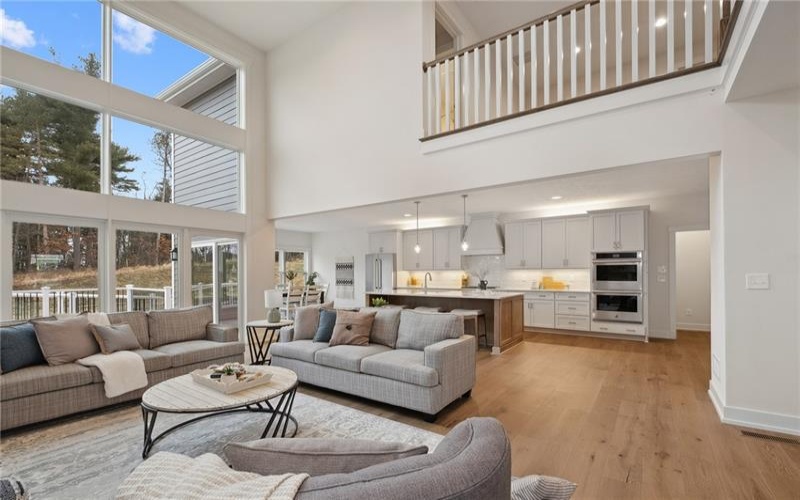 105 Luca Circle, Venetia, 15367, 5 Bedrooms Bedrooms, 9 Rooms Rooms,5.1 BathroomsBathrooms,Residential,For Sale,Luca Circle,1754547