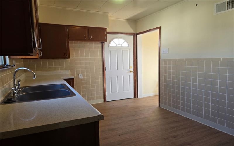 548 Summit St, New Kensington, 15068, 2 Bedrooms Bedrooms, ,2 BathroomsBathrooms,Residential,For Sale,Summit St,1754735