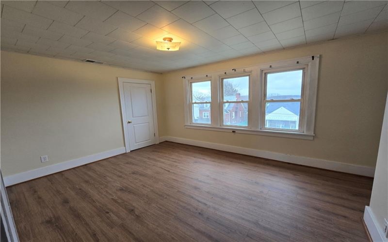 548 Summit St, New Kensington, 15068, 2 Bedrooms Bedrooms, ,2 BathroomsBathrooms,Residential,For Sale,Summit St,1754735