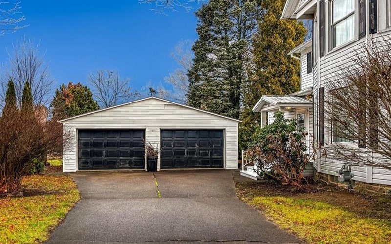 707 North St, Berlin, 15530, 5 Bedrooms Bedrooms, ,2 BathroomsBathrooms,Residential,For Sale,North St,1756886