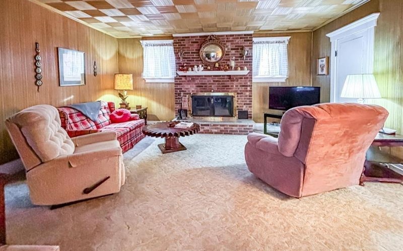 707 North St, Berlin, 15530, 5 Bedrooms Bedrooms, ,2 BathroomsBathrooms,Residential,For Sale,North St,1756886
