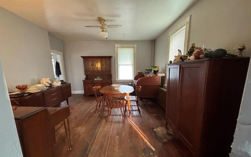 1127 Sycamore St, Connellsville, 15425, 3 Bedrooms Bedrooms, ,1 BathroomBathrooms,Residential,For Sale,Sycamore St,1756896
