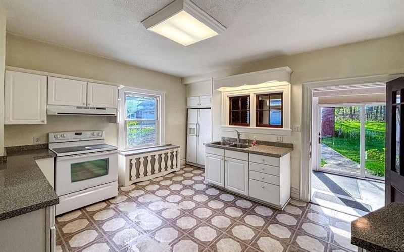 7065 Mason Dixon Hwy, Meyersdale, 15552, 4 Bedrooms Bedrooms, ,1.2 BathroomsBathrooms,Residential,For Sale,Mason Dixon Hwy,1756918