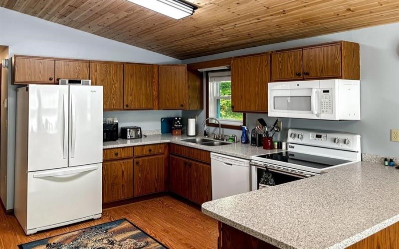 365 Shore Trl, Central City, 15926, 2 Bedrooms Bedrooms, ,2 BathroomsBathrooms,Residential,For Sale,Shore Trl,1756944