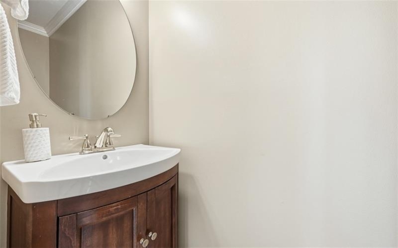 201 Boxwood Ct, McMurray, 15317, 2 Bedrooms Bedrooms, 7 Rooms Rooms,2.1 BathroomsBathrooms,Residential,For Sale,Boxwood Ct,1757045