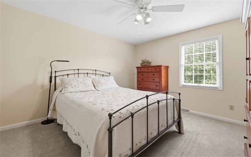 201 Boxwood Ct, McMurray, 15317, 2 Bedrooms Bedrooms, 7 Rooms Rooms,2.1 BathroomsBathrooms,Residential,For Sale,Boxwood Ct,1757045