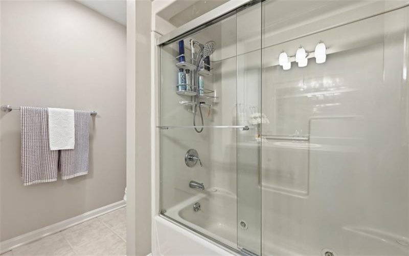 201 Boxwood Ct, McMurray, 15317, 2 Bedrooms Bedrooms, 7 Rooms Rooms,2.1 BathroomsBathrooms,Residential,For Sale,Boxwood Ct,1757045